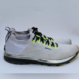 Brooks Ricochet 2